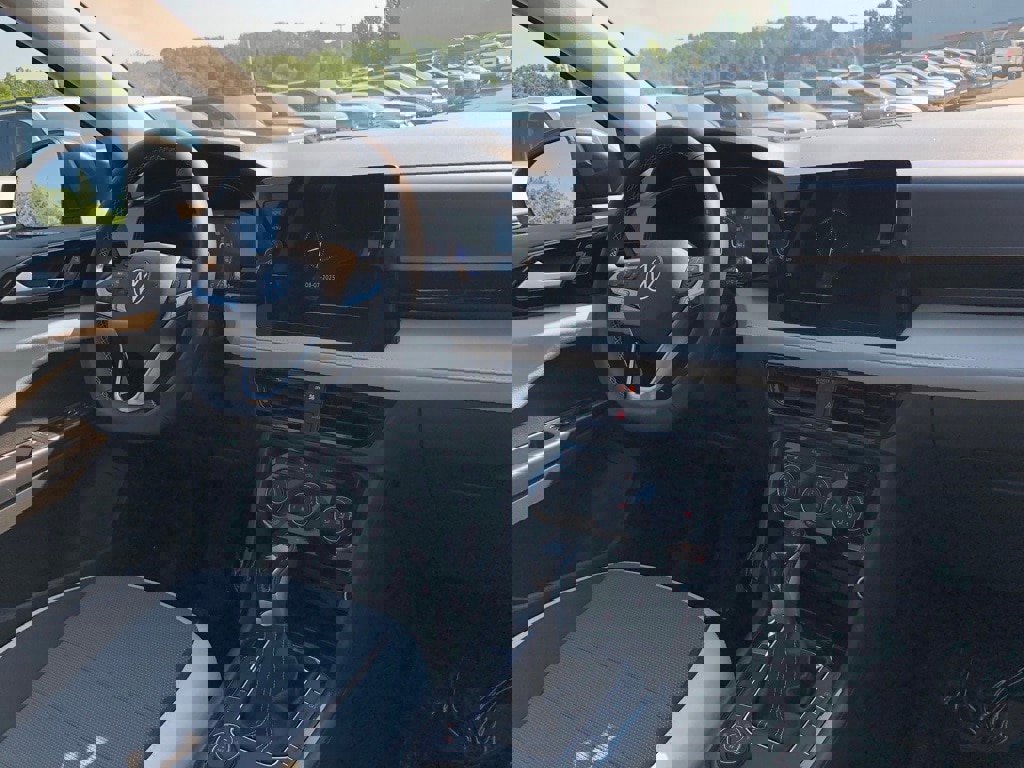 New 2025 Volkswagen Taos S image 17