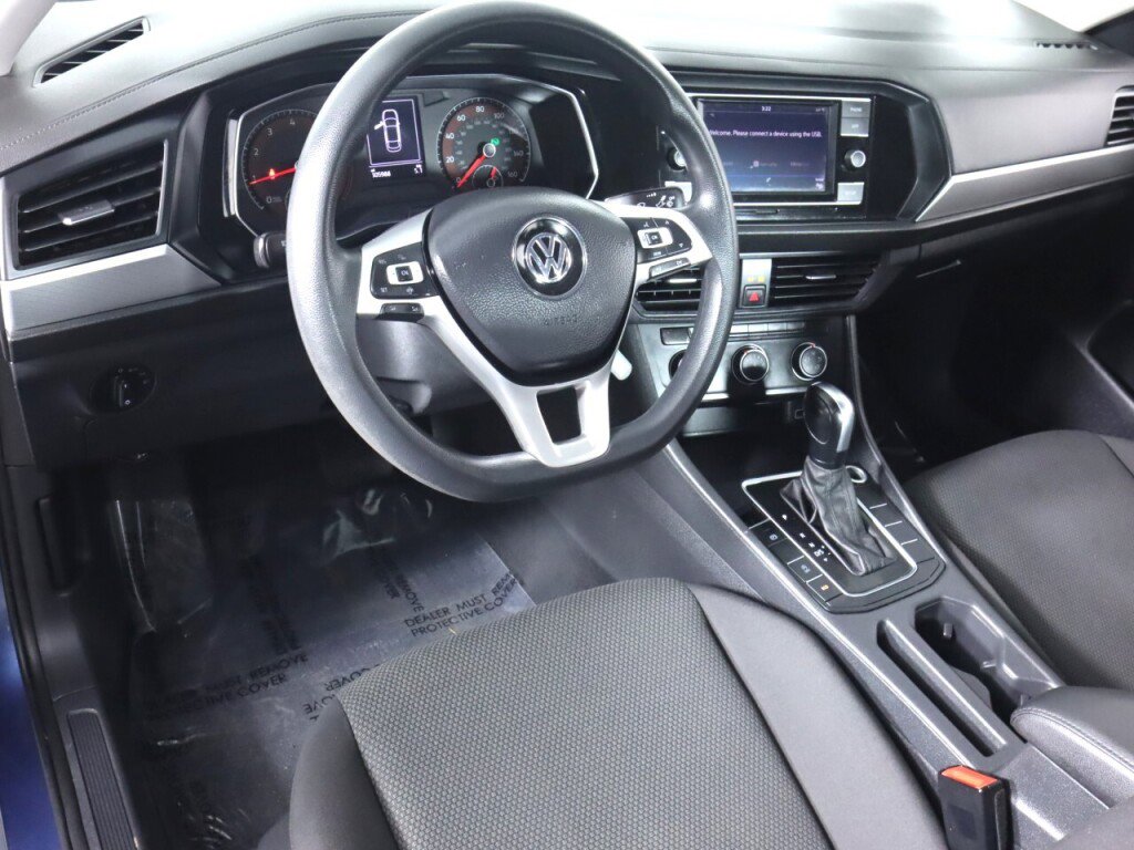 Used 2019 Volkswagen Jetta S image 9