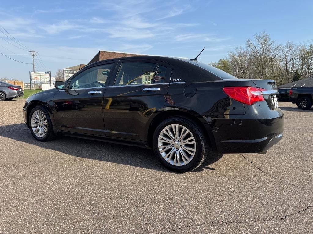 Used 2013 Chrysler 200 Limited w/ Sun/Sound Group FWD image 8