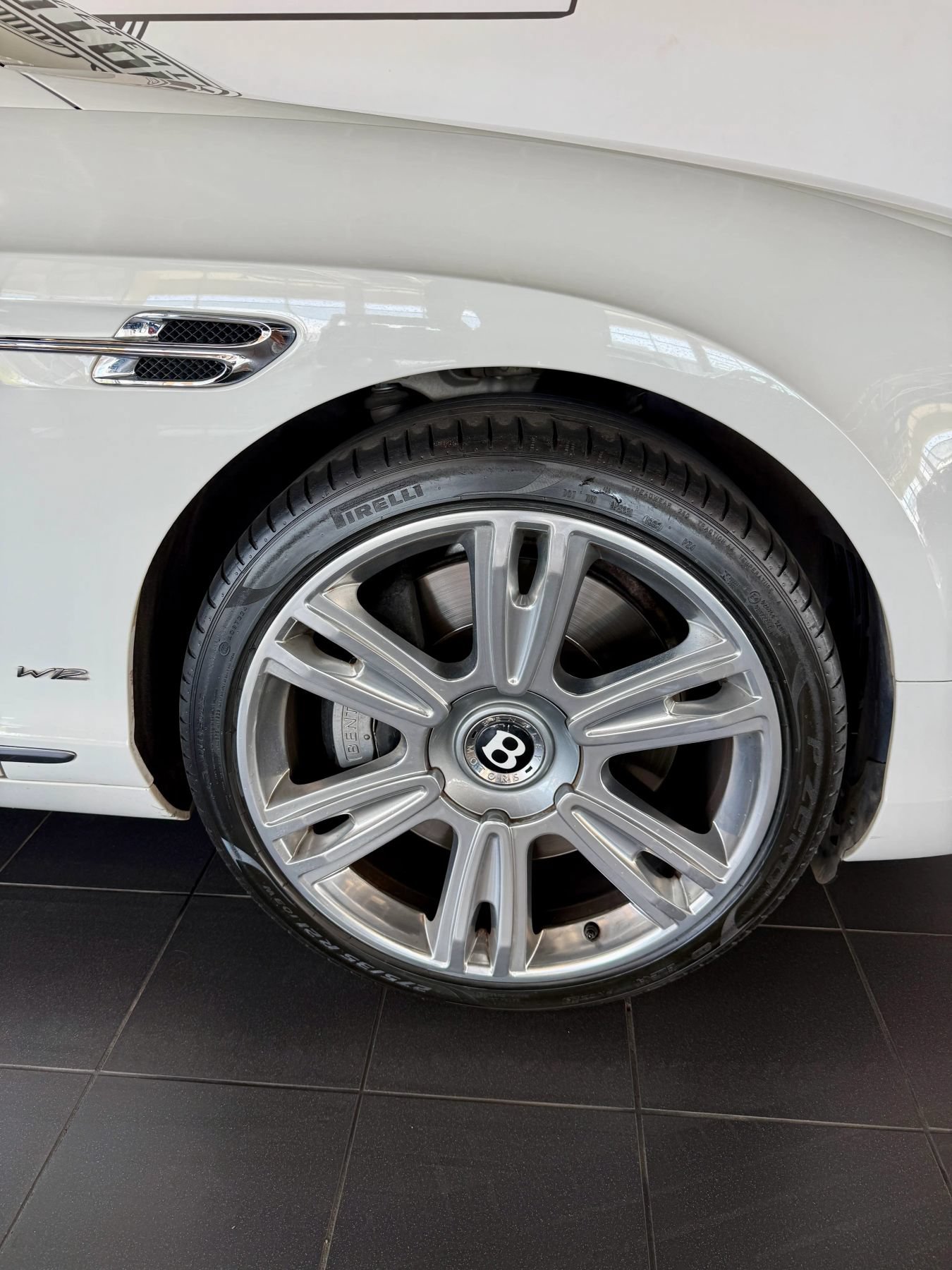 Used 2016 Bentley Continental GT AWD/4WD image 11