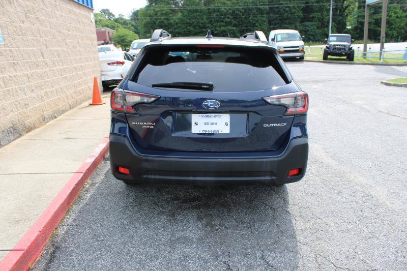 Used 2023 Subaru Outback Premium AWD/4WD image 5