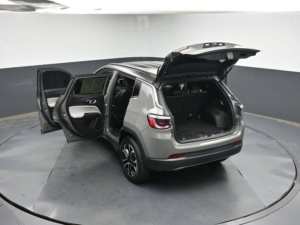 Used 2023 Jeep Compass Limited AWD/4WD image 46