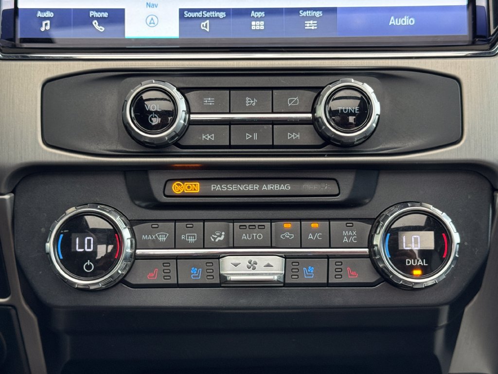 Used 2022 Ford F350 Platinum AWD/4WD image 26