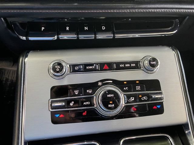 Used 2023 Lincoln Aviator AWD image 16