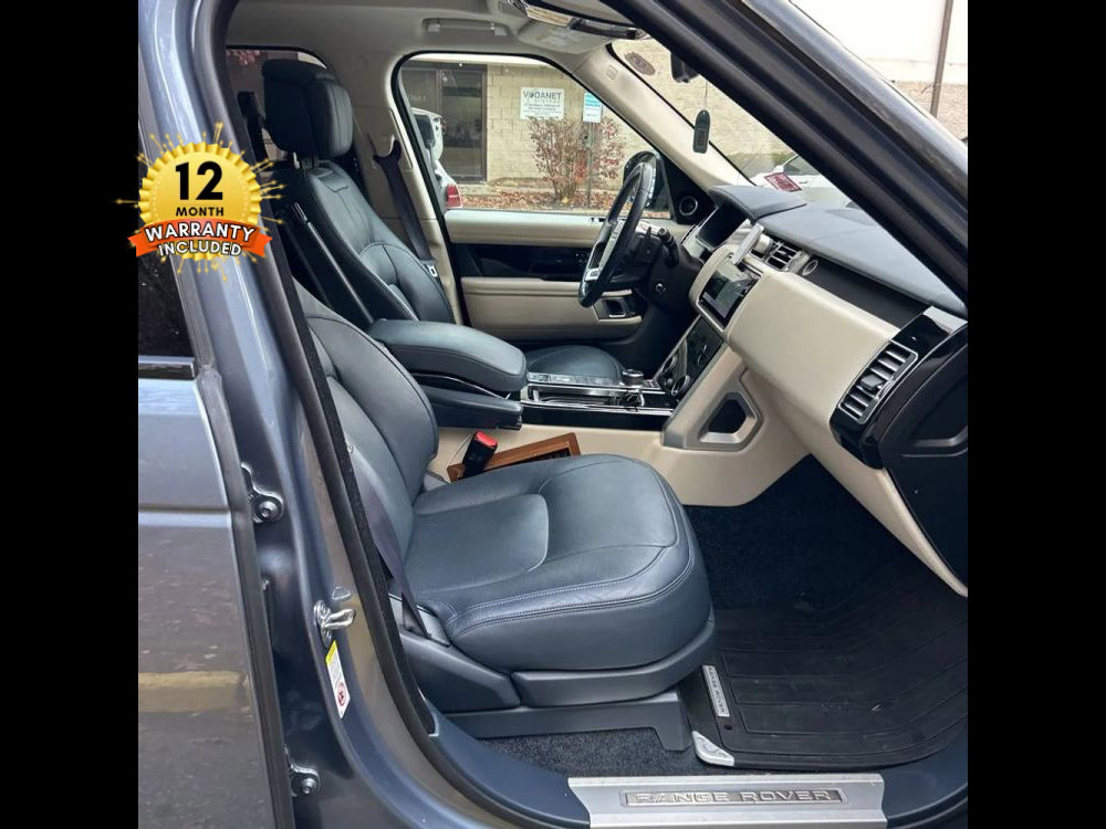 Used 2020 Land Rover Range Rover HSE image 21