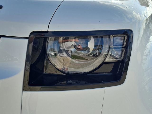 Used 2025 Land Rover Defender 110 S AWD/4WD image 6