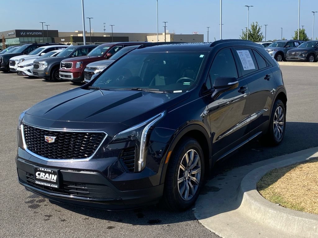 Used 2023 Cadillac XT4 Sport w/ Cold Weather Package FWD image 3