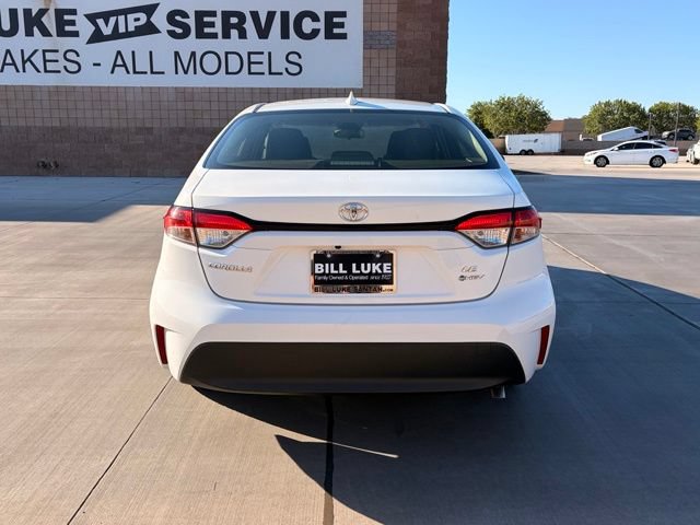 Used 2026 Toyota Corolla LE FWD image 8