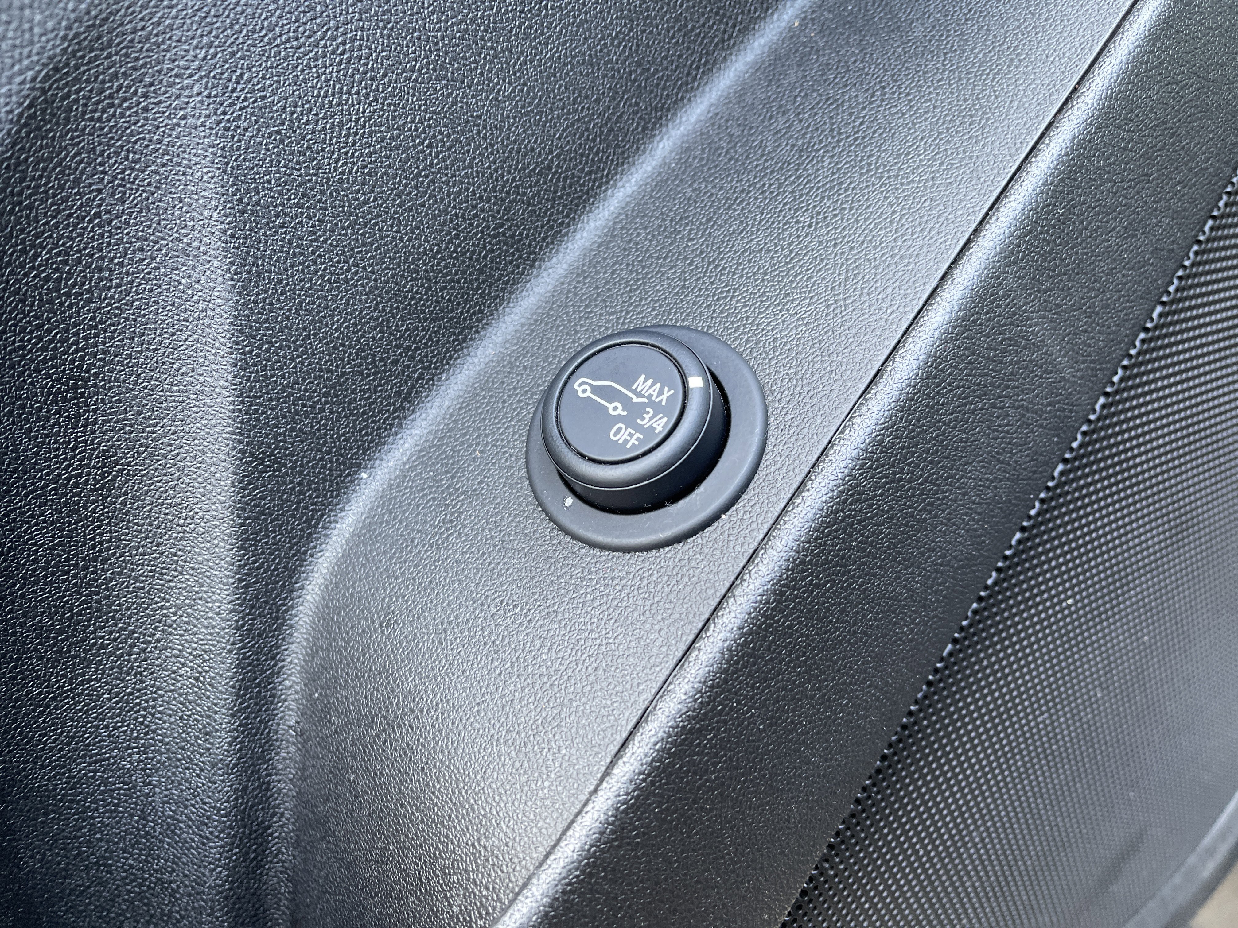 Used 2024 Chevrolet Equinox LT image 15