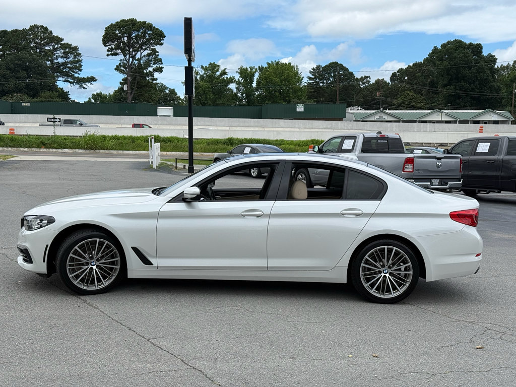 Used 2020 BMW 540i xDrive AWD/4WD image 2