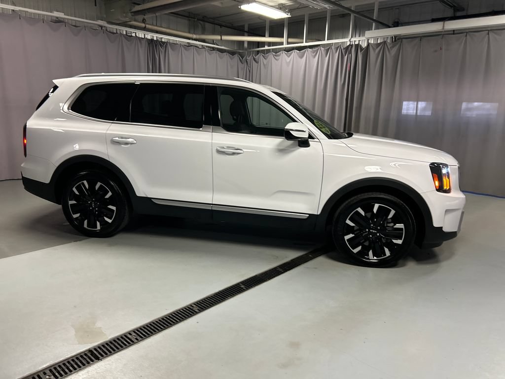 Used 2025 Kia Telluride SX Prestige AWD/4WD image 8