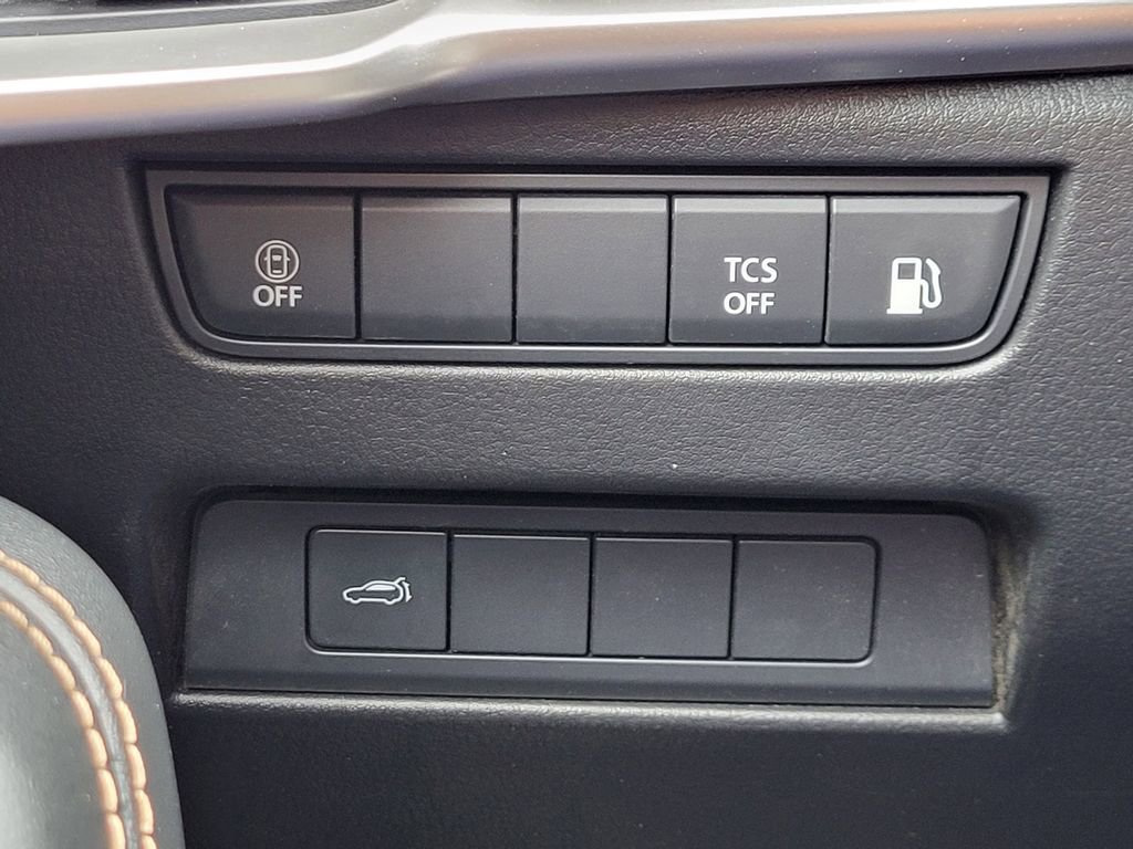 Used 2024 MAZDA CX-90 Plug-In Hybrid w/ Preferred AWD/4WD image 13