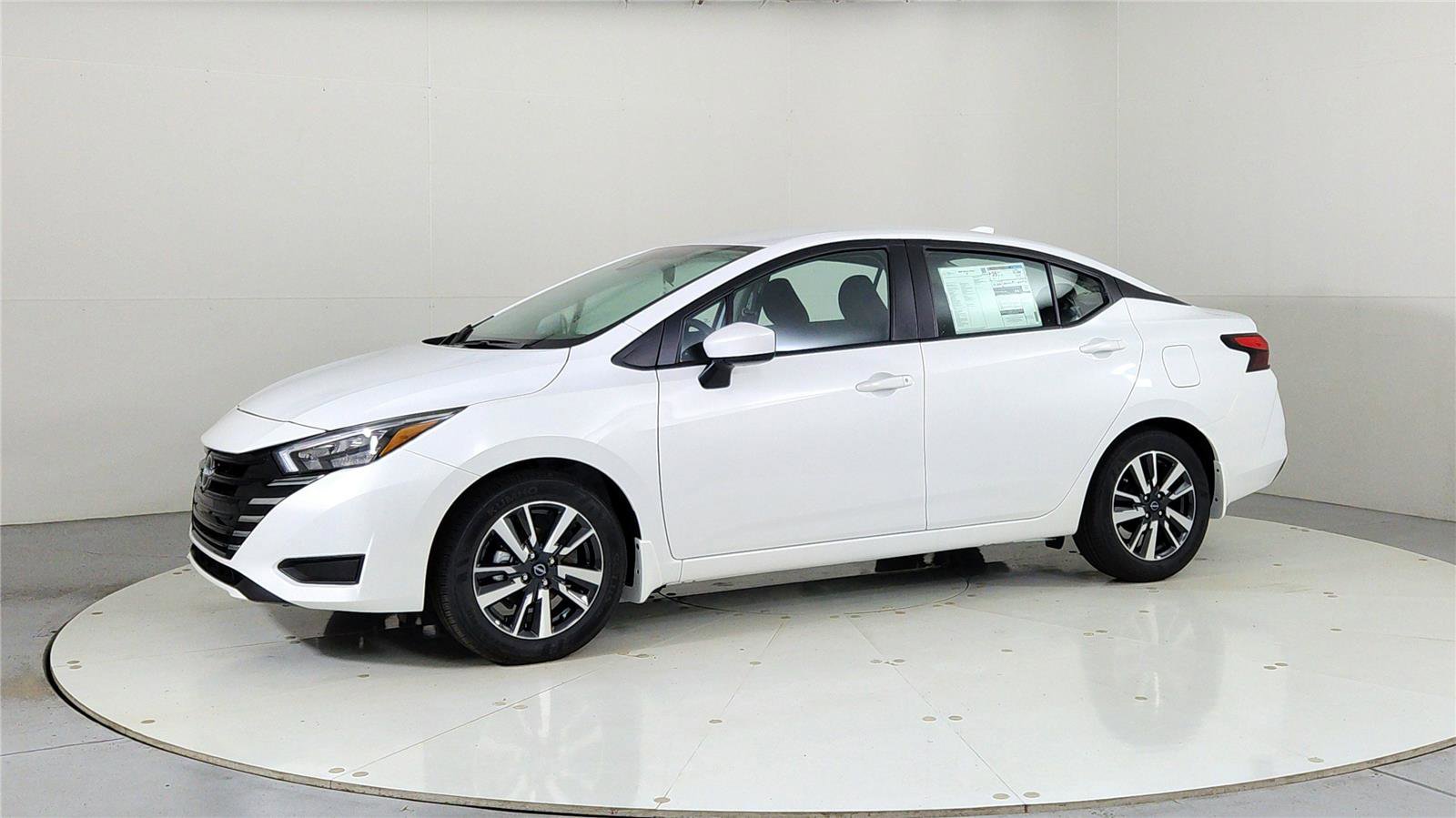 New 2025 Nissan Versa SV w/ Trunk Package image 3