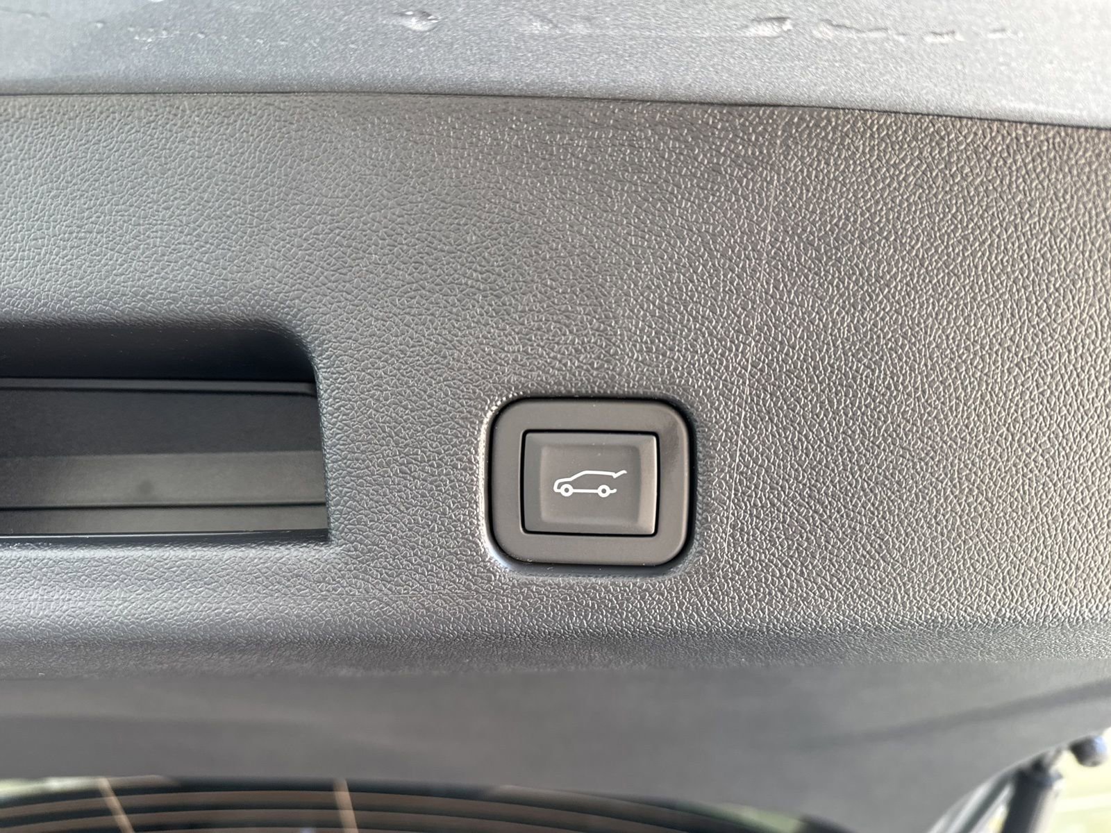 New 2026 Chevrolet Traverse RS w/ LPO, Floor Liner Package image 14