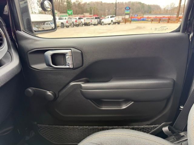 Used 2024 Jeep Gladiator Sport AWD/4WD image 41