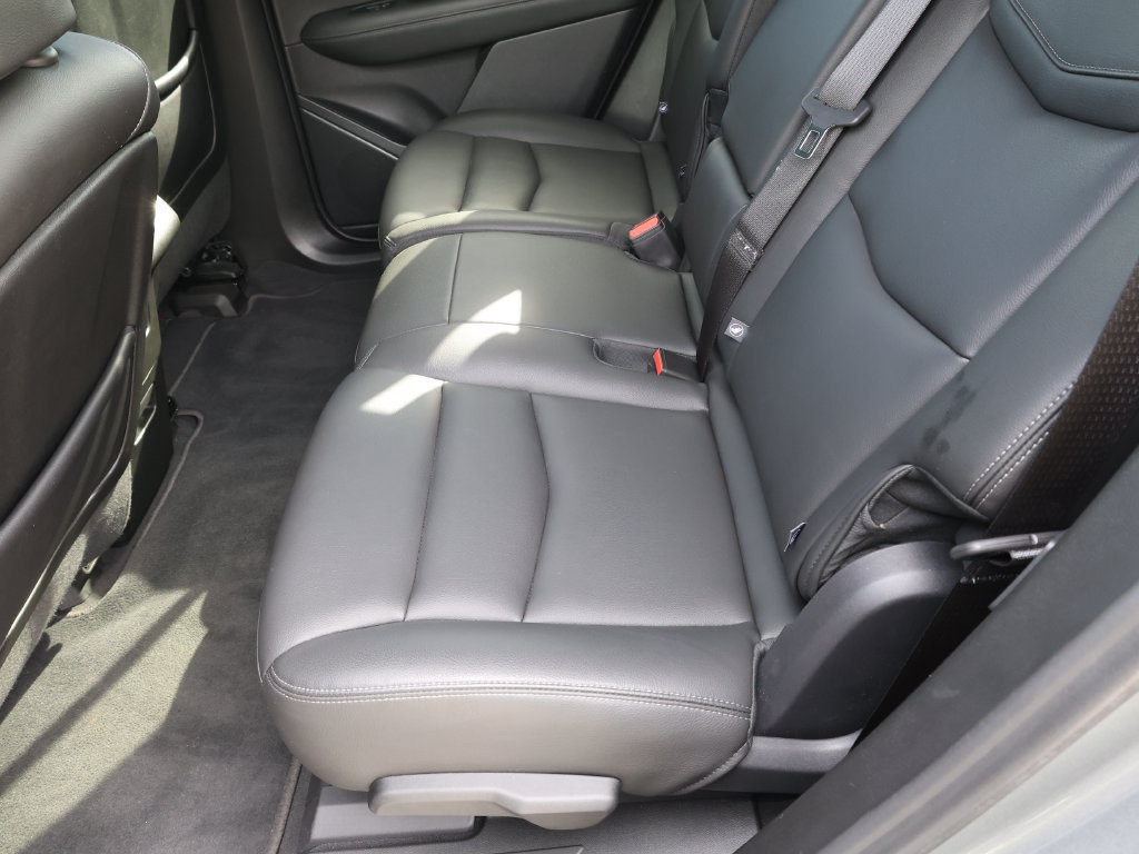 Used 2025 Cadillac XT6 Luxury FWD image 22