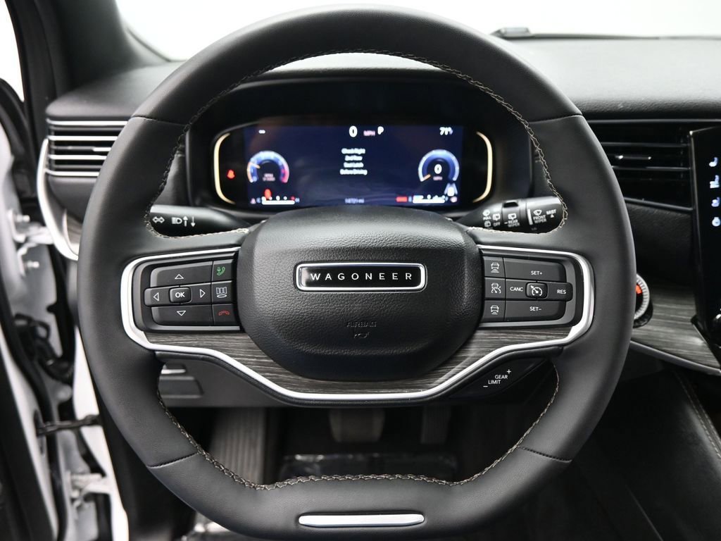 Used 2024 Jeep Wagoneer Series II w/ Flexible Seating Group image 14