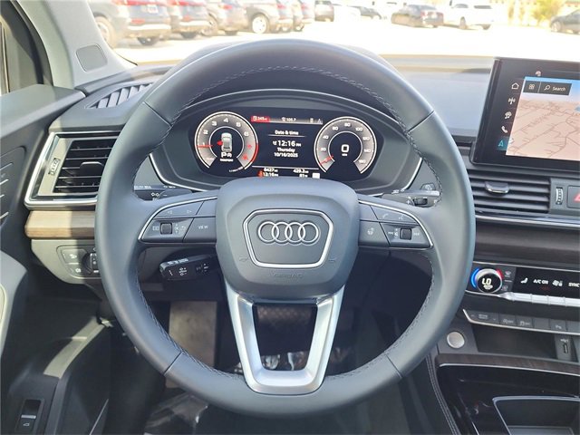 Certified 2025 Audi Q5 2.0T Premium Plus w/ Premium Plus Package image 14