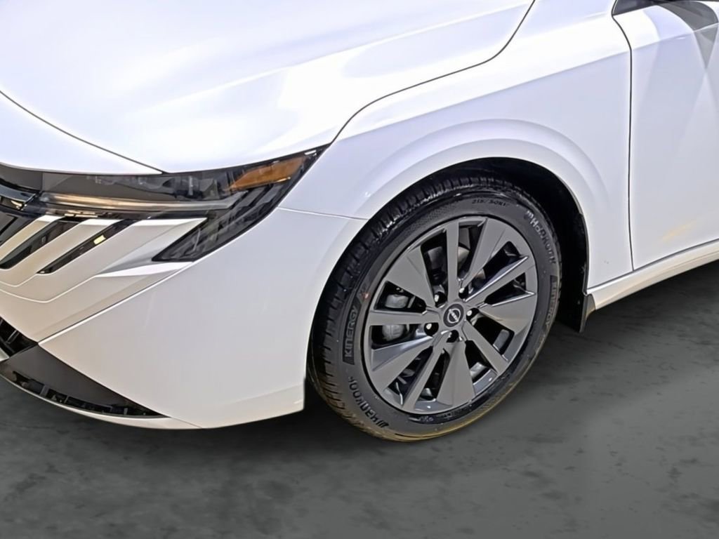 New 2026 Nissan Sentra SL w/ Floor Mat Package FWD image 8