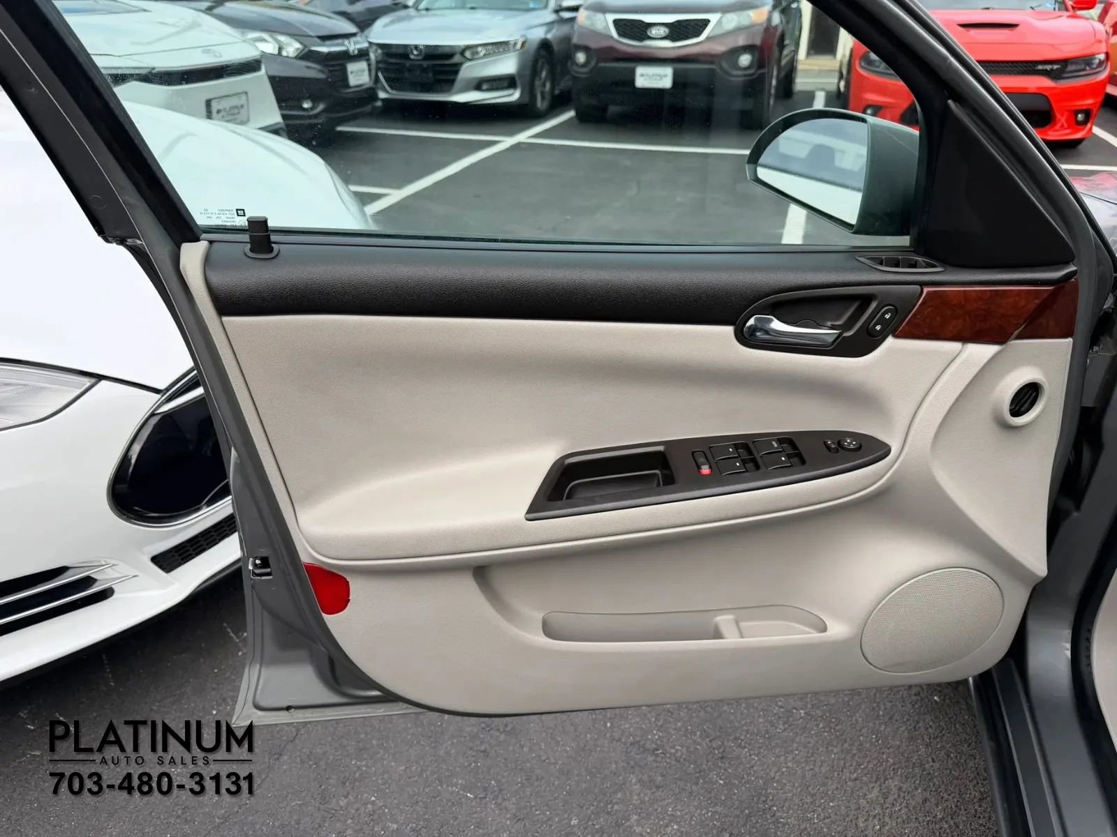 Used 2008 Chevrolet Impala LT image 14