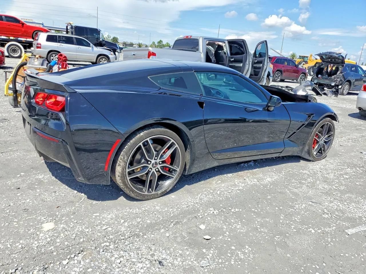 Used 2019 Chevrolet Corvette Stingray Coupe w/ Carbon Flash Badge Package RWD image 3