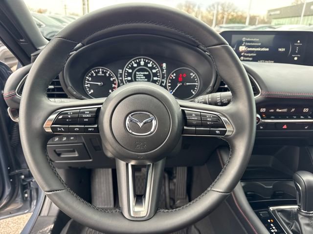 Used 2025 MAZDA MAZDA3 Carbon image 17