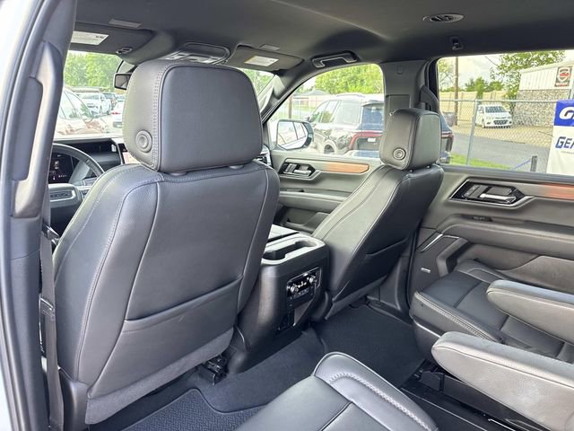 Used 2025 GMC Yukon Denali image 36