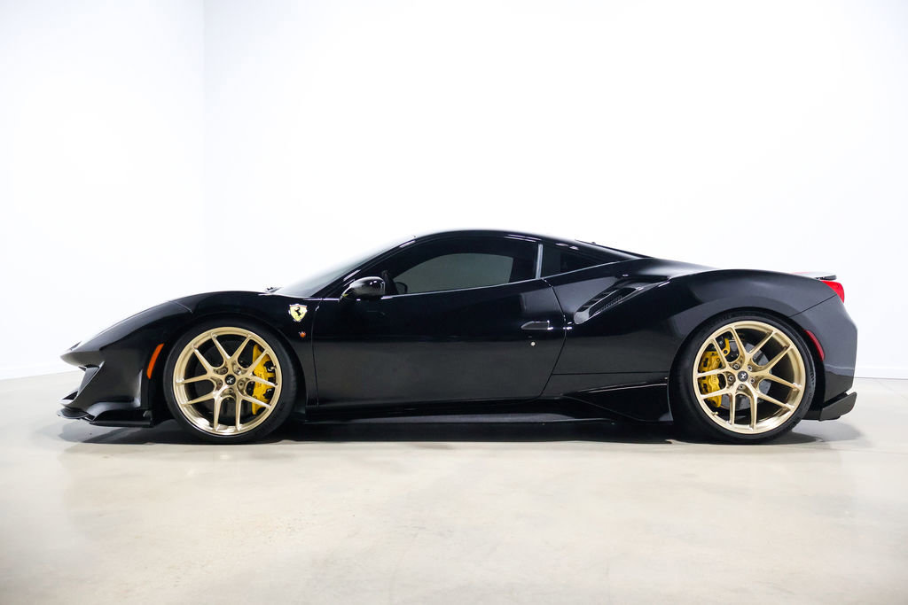 Used 2020 Ferrari 488 Pista image 19