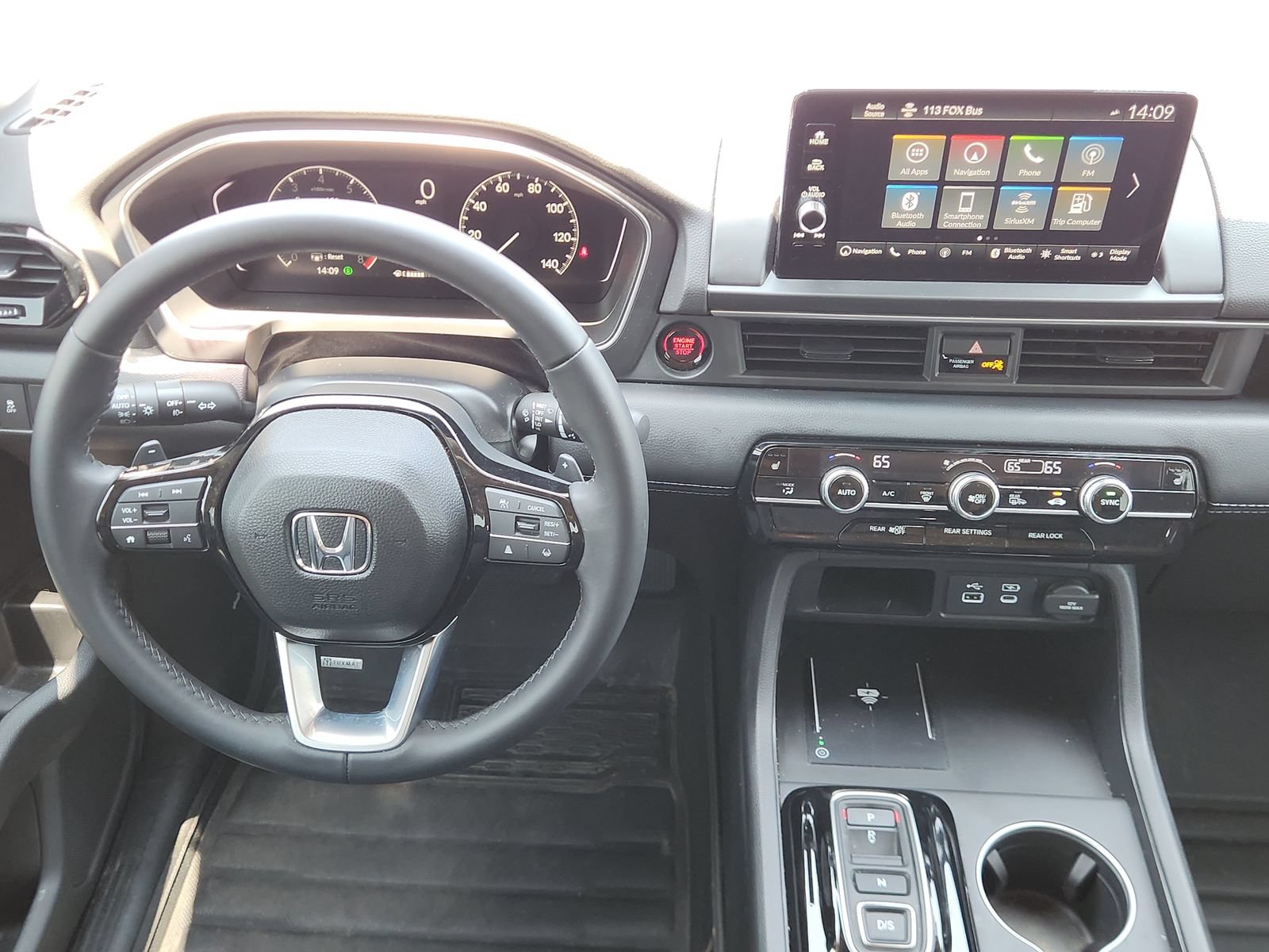 Used 2025 Honda Pilot Touring image 30