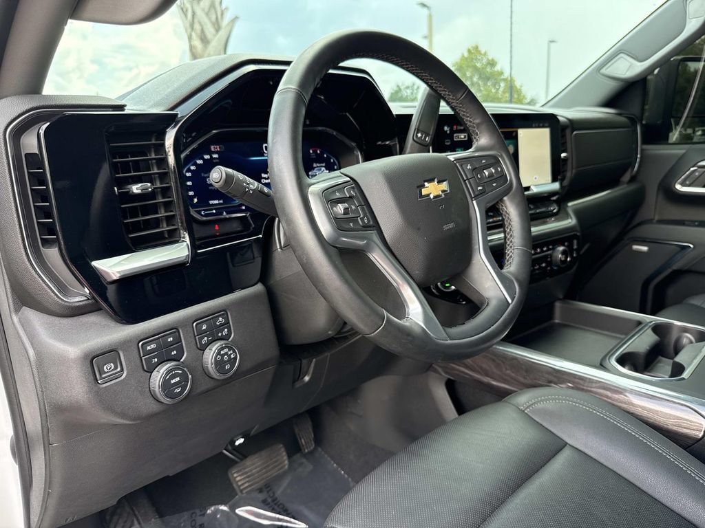 Used 2024 Chevrolet Silverado 2500 LTZ w/ LTZ Plus Package AWD/4WD image 30