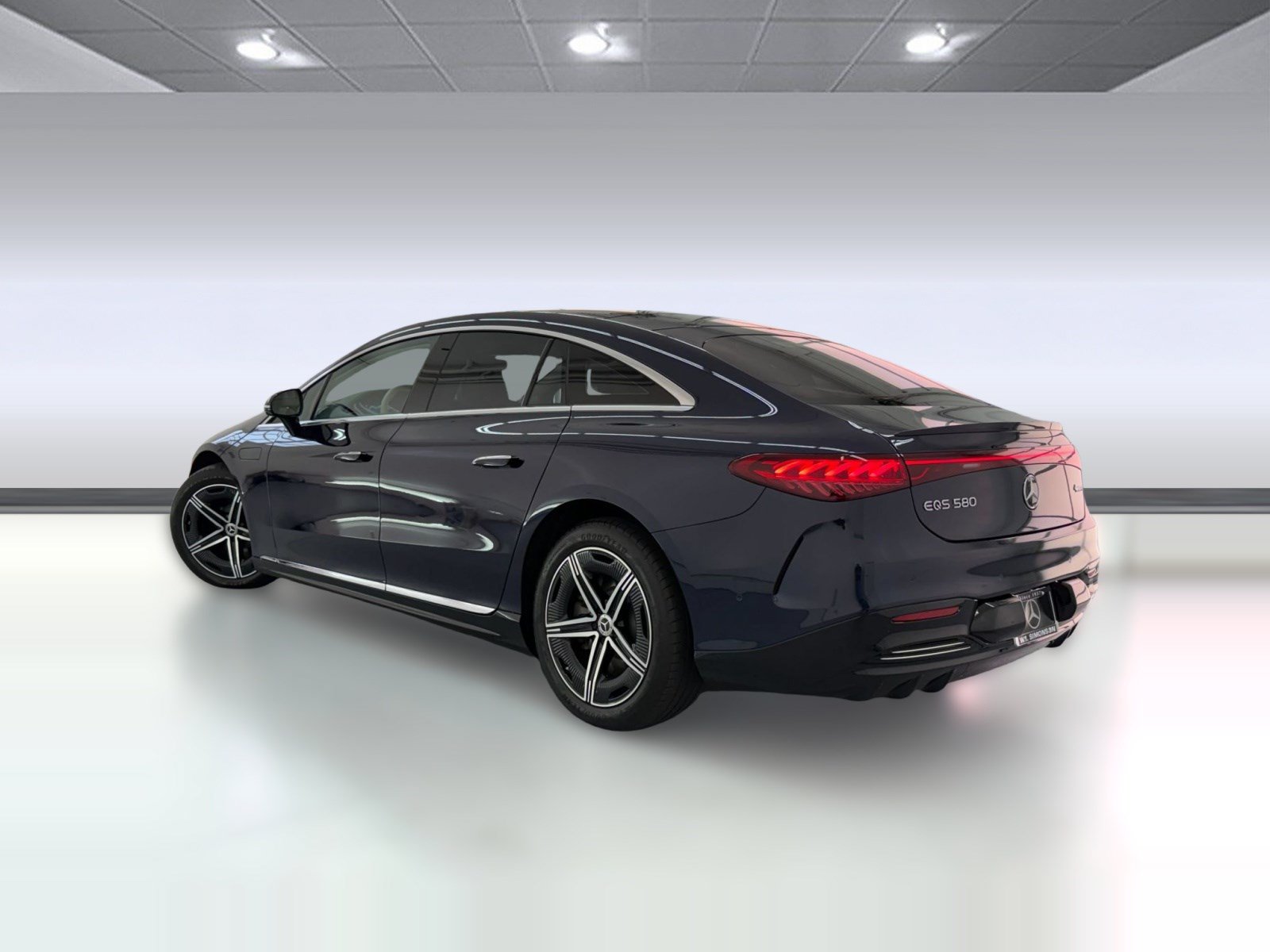 Certified 2023 Mercedes-Benz EQS 580 4MATIC Sedan image 3