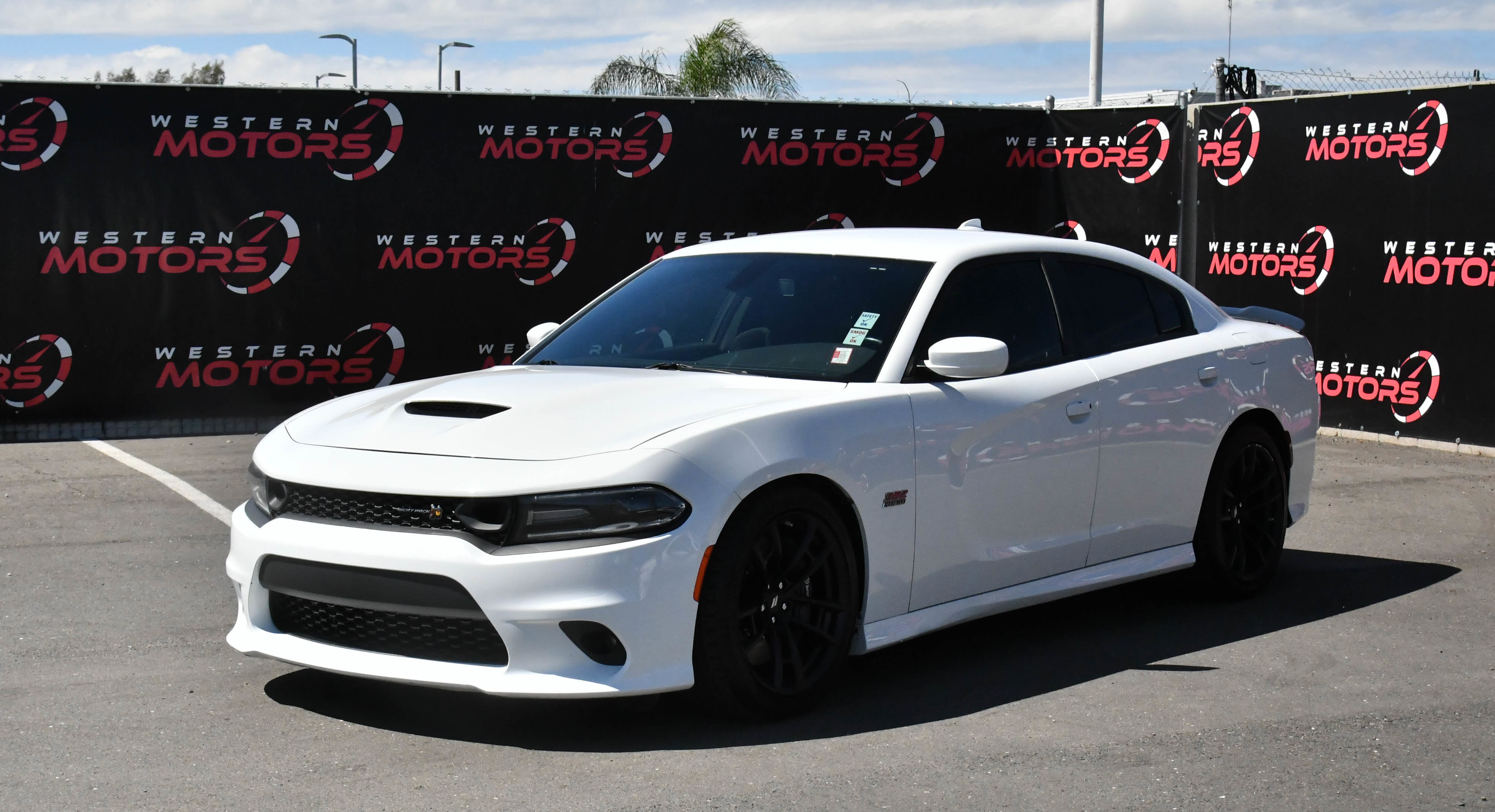 Used 2020 Dodge Charger Scat Pack w/ Dynamics Package RWD image 3
