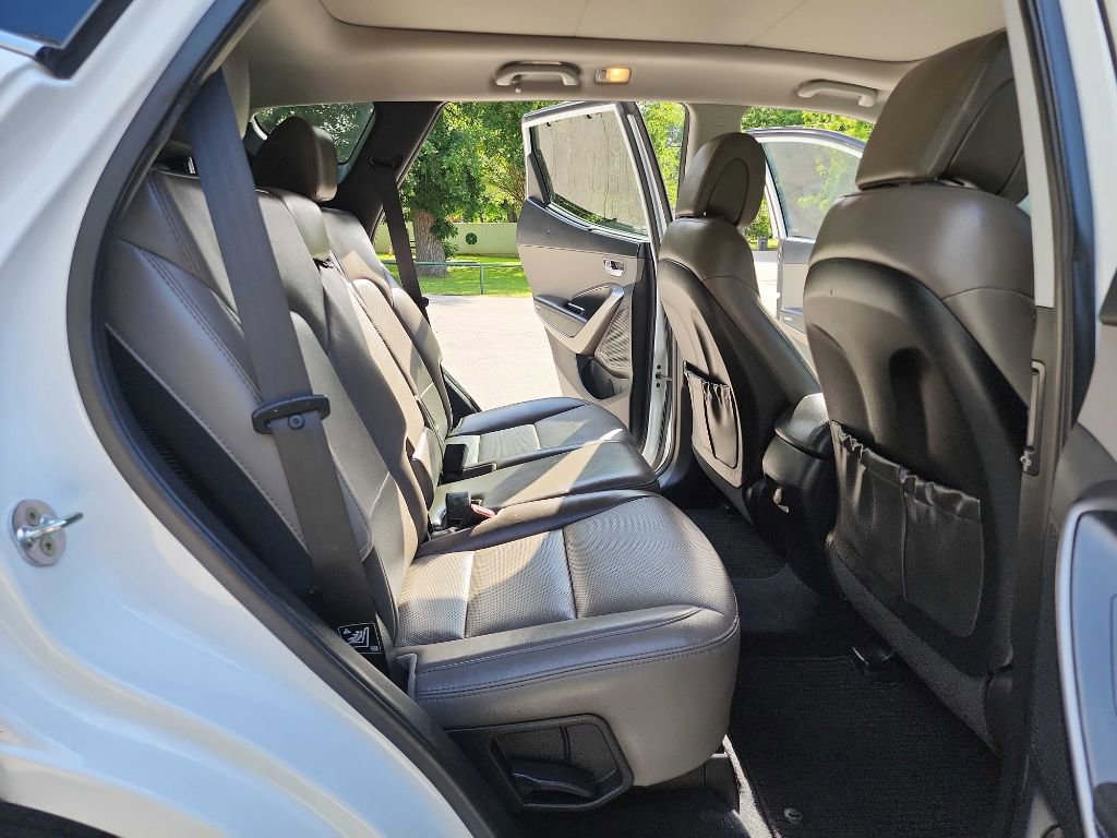 Used 2017 Hyundai Santa Fe Sport w/ Cargo Package FWD image 37