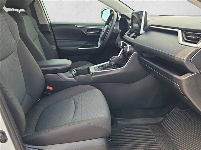 Used 2024 Toyota RAV4 XLE w/ Convenience Package FWD image 21