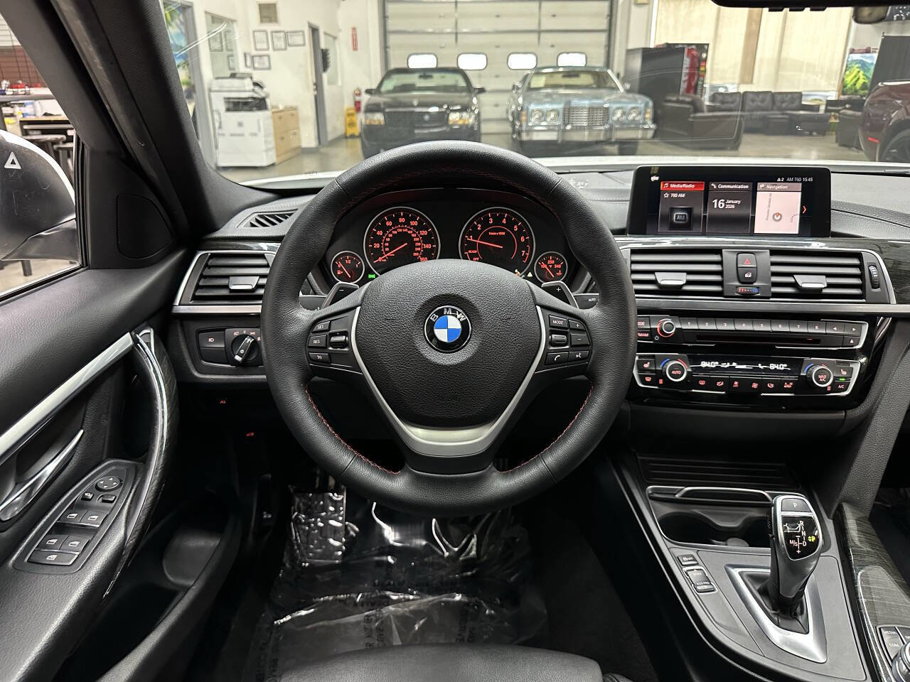 Used 2018 BMW 330i xDrive 330i xDrive AWD 4dr Sedan w/ Convenience Package image 19