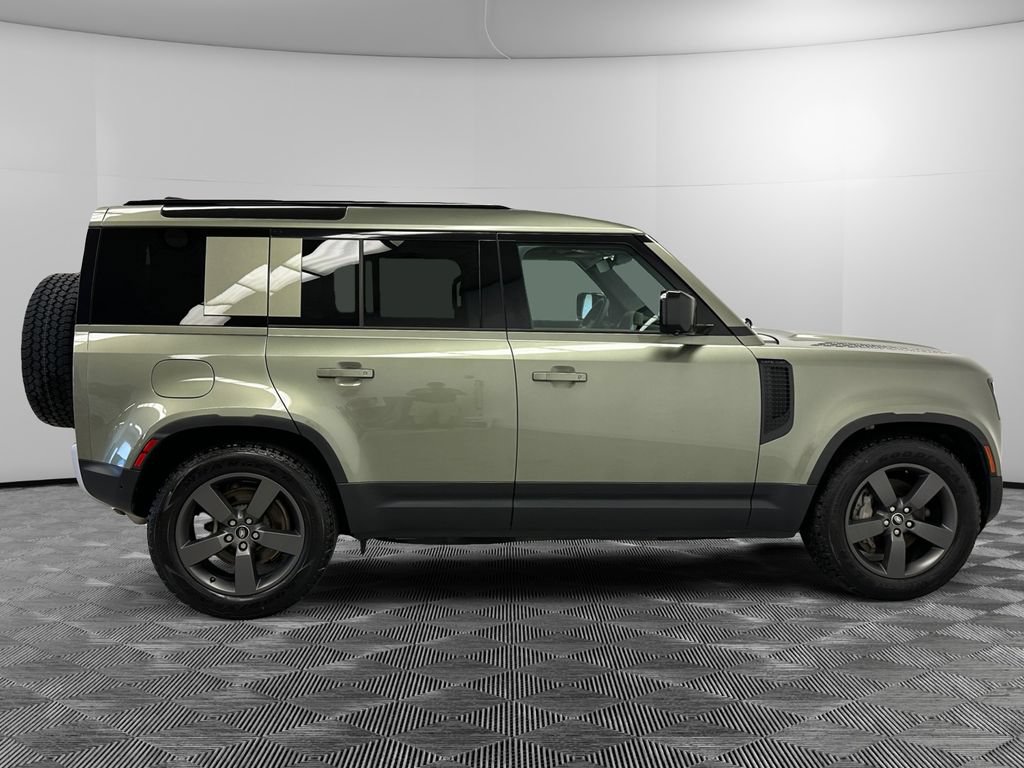 Used 2025 Land Rover Defender 110 S AWD/4WD image 6