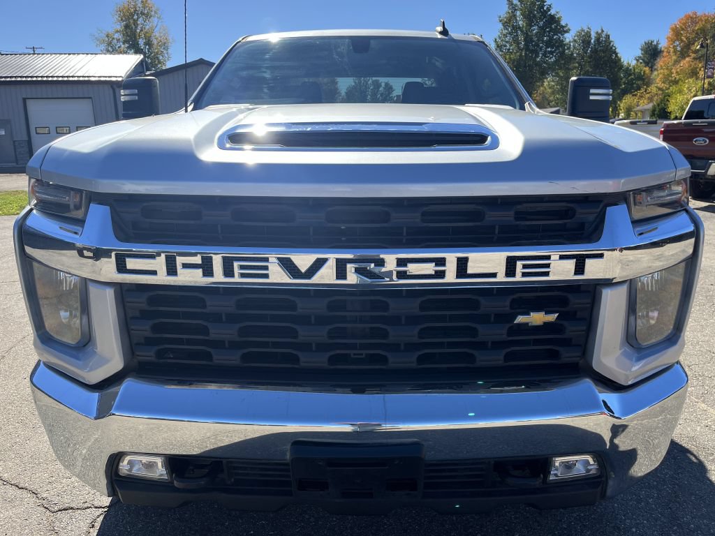 Used 2023 Chevrolet Silverado 2500 LT w/ Convenience Package AWD/4WD image 3