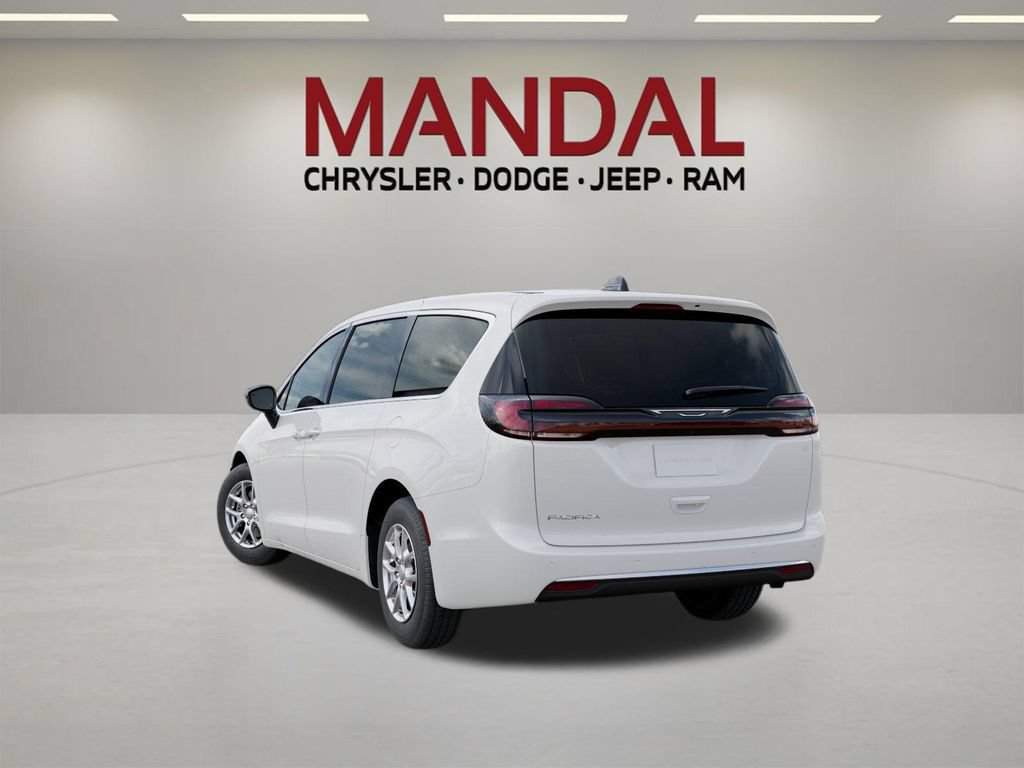 New 2027 Chrysler Pacifica Select FWD image 3