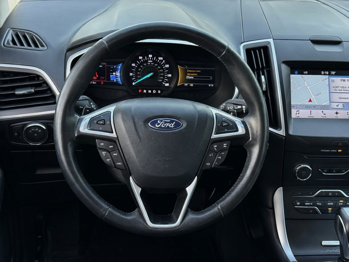 Used 2016 Ford Edge SEL w/ Equipment Group 201A FWD image 15
