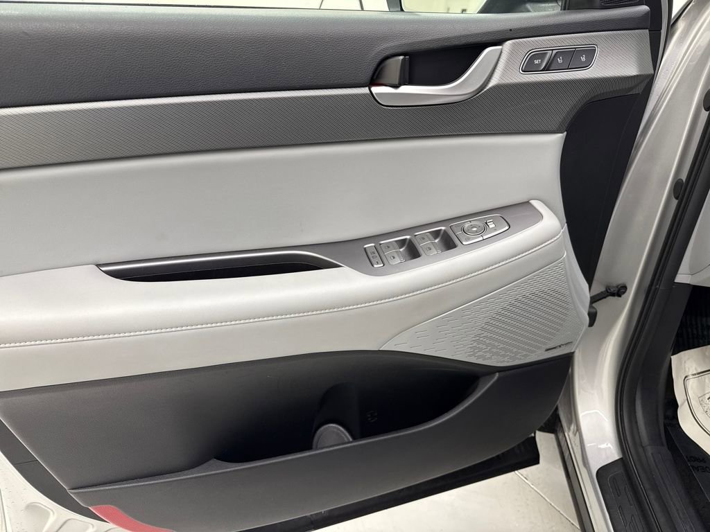 Used 2024 Hyundai Palisade SEL w/ Premium Package image 11
