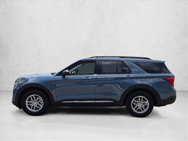 Used 2025 Ford Explorer Active w/ Active Comfort Package RWD image 8