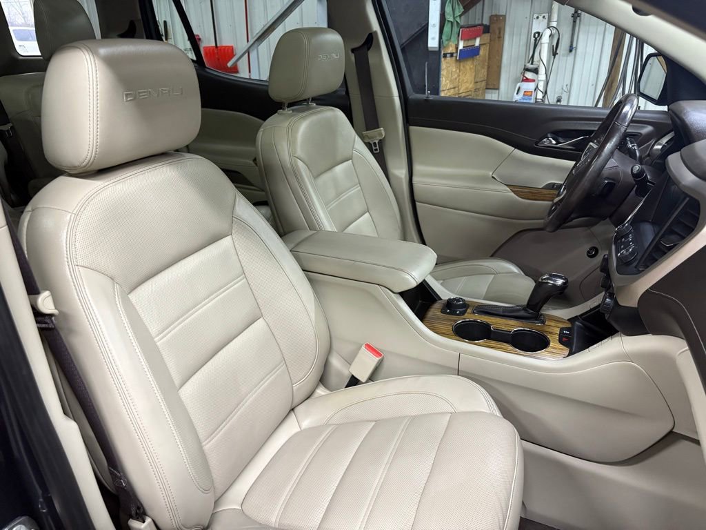 Used 2019 GMC Acadia Denali w/ Technology Package image 18