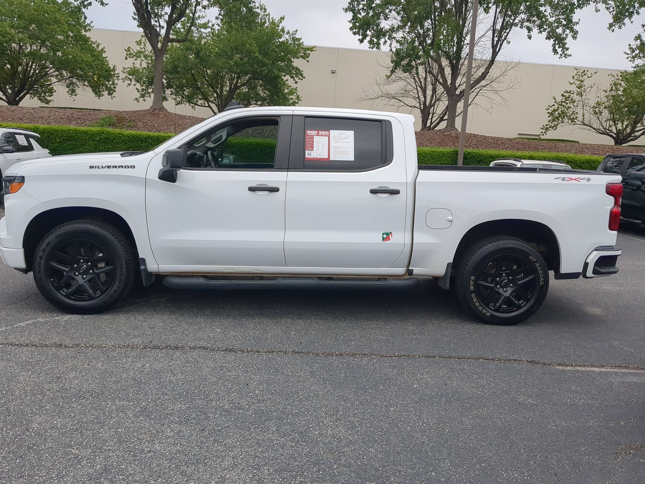Used 2024 Chevrolet Silverado 1500 Custom w/ Rally Edition AWD/4WD image 7