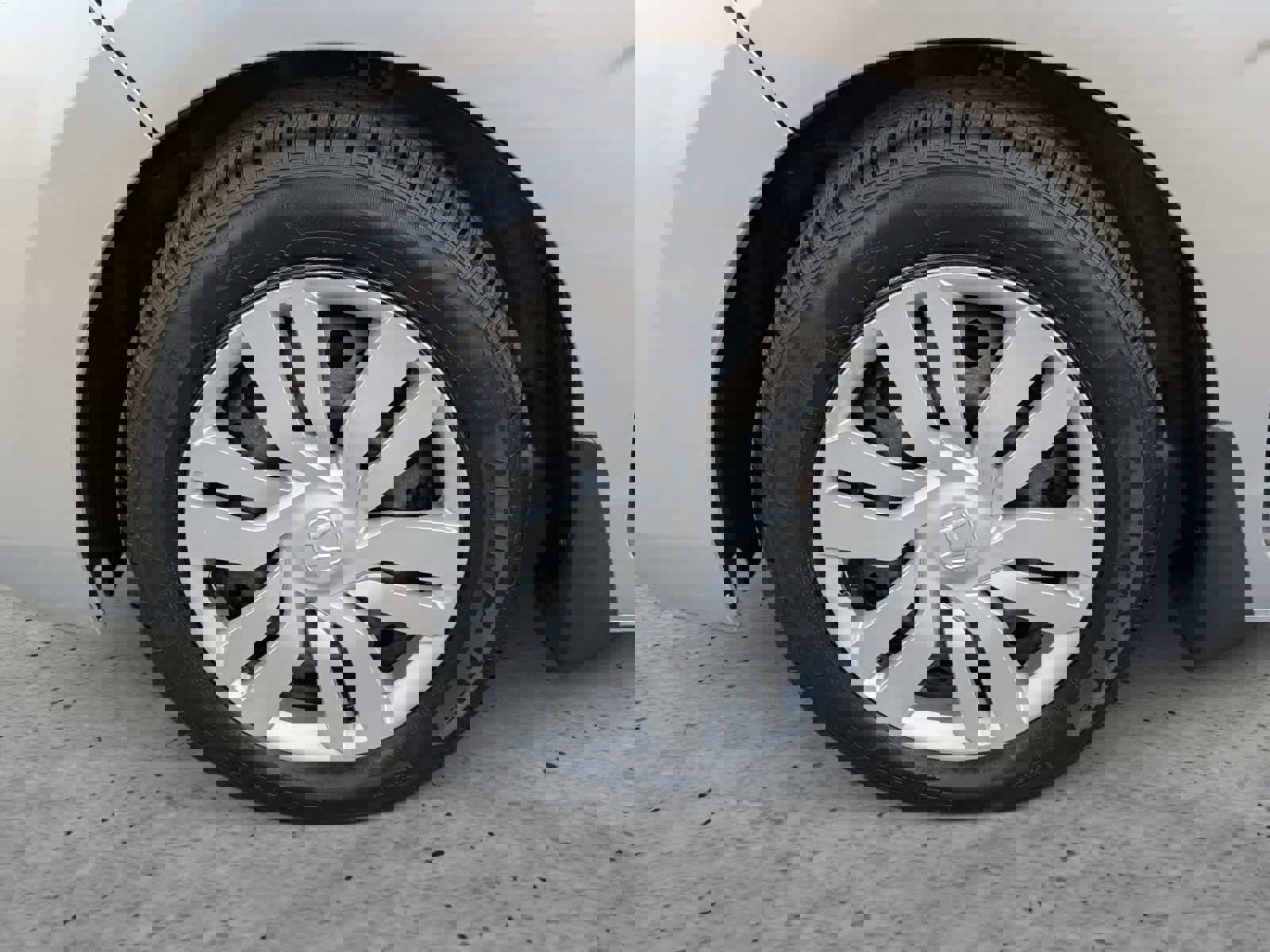 Used 2016 Honda Fit LX image 7