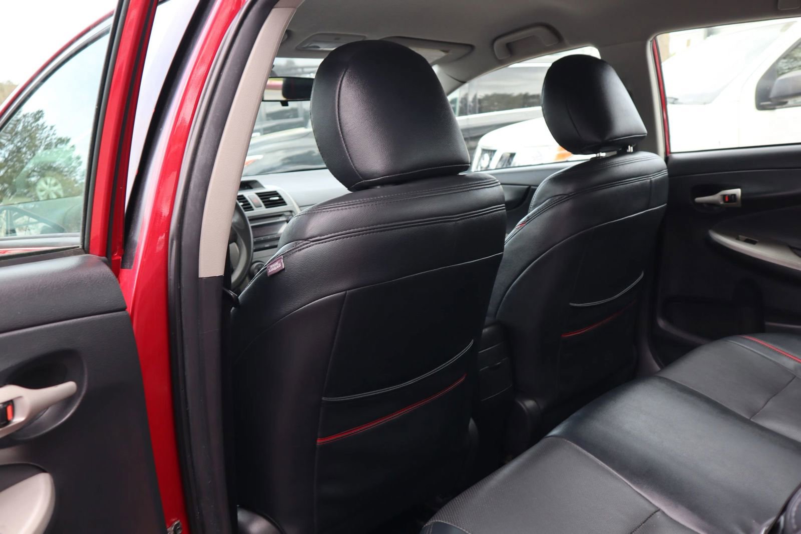 Used 2012 Toyota Corolla S image 12