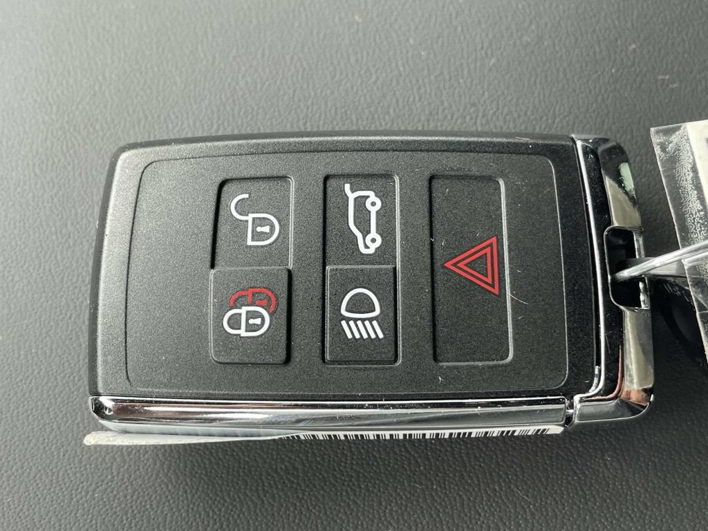 New 2026 Land Rover Range Rover Sport Dynamic SE AWD/4WD image 41