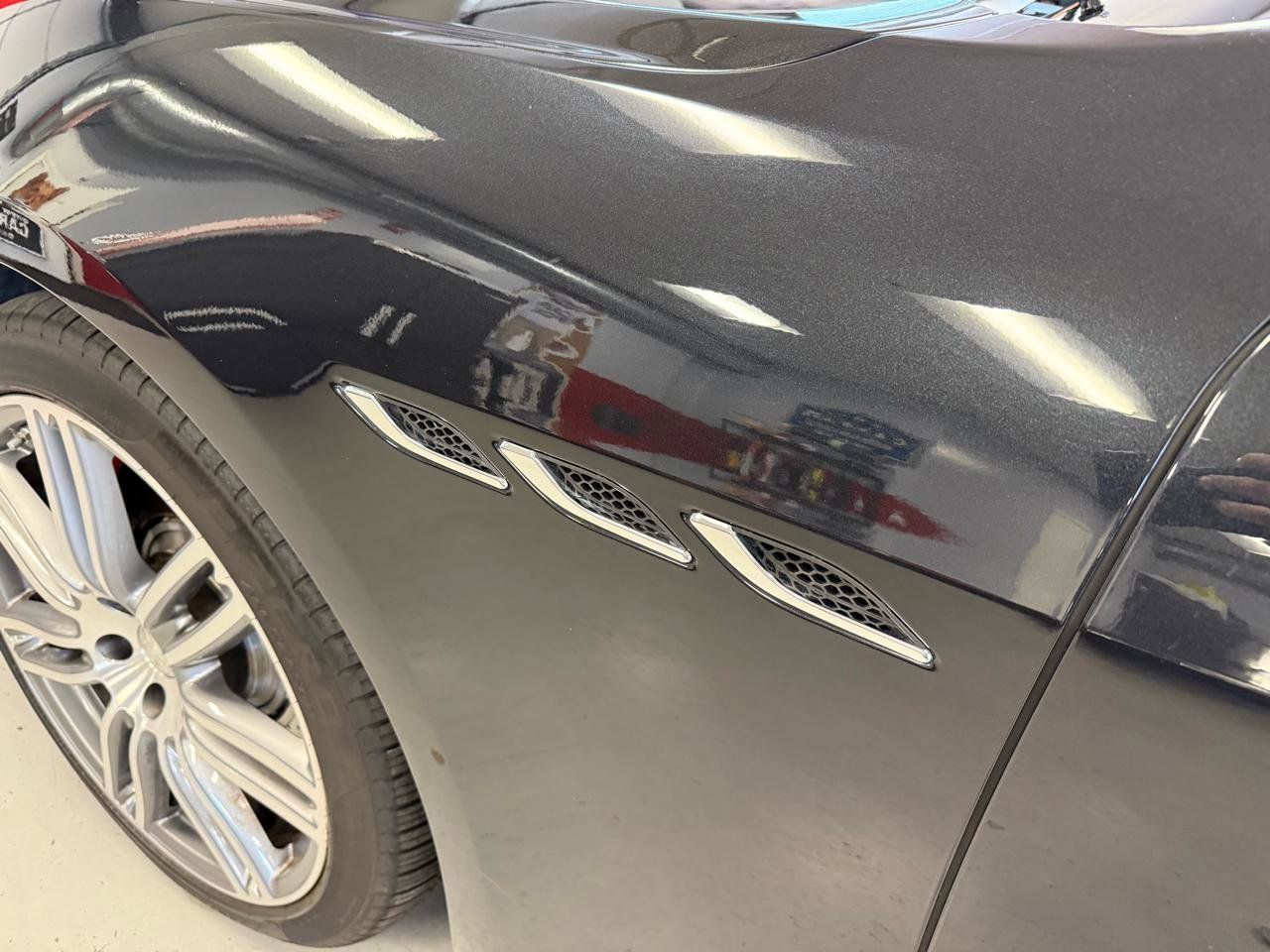 Used 2019 Maserati Ghibli S Q4 AWD/4WD image 17