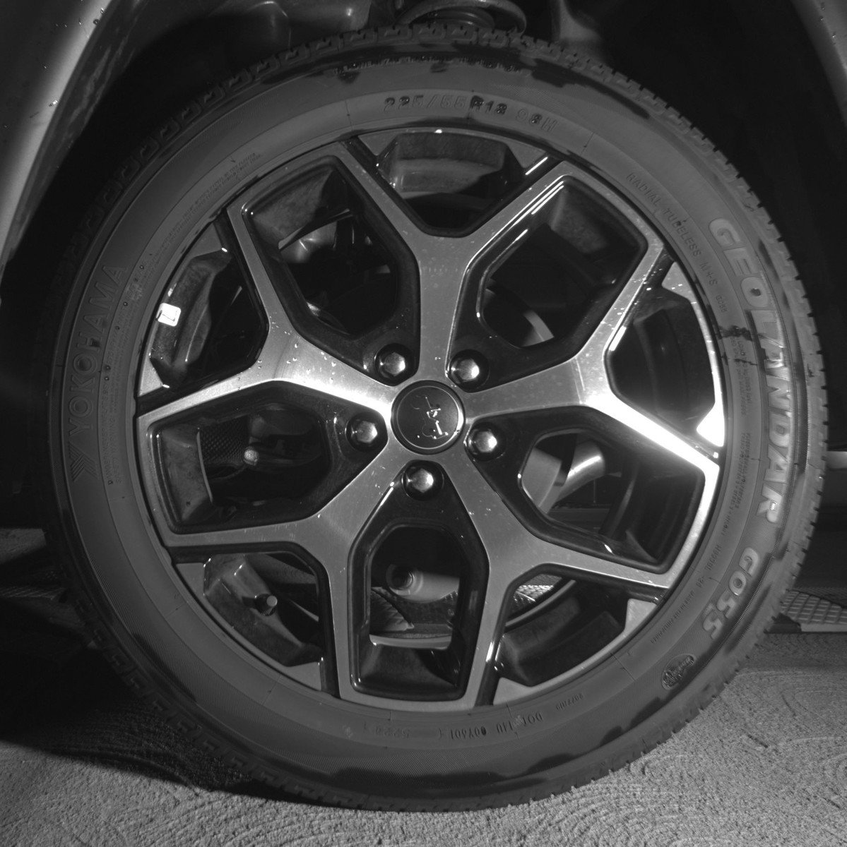 Used 2025 Jeep Compass Limited image 14