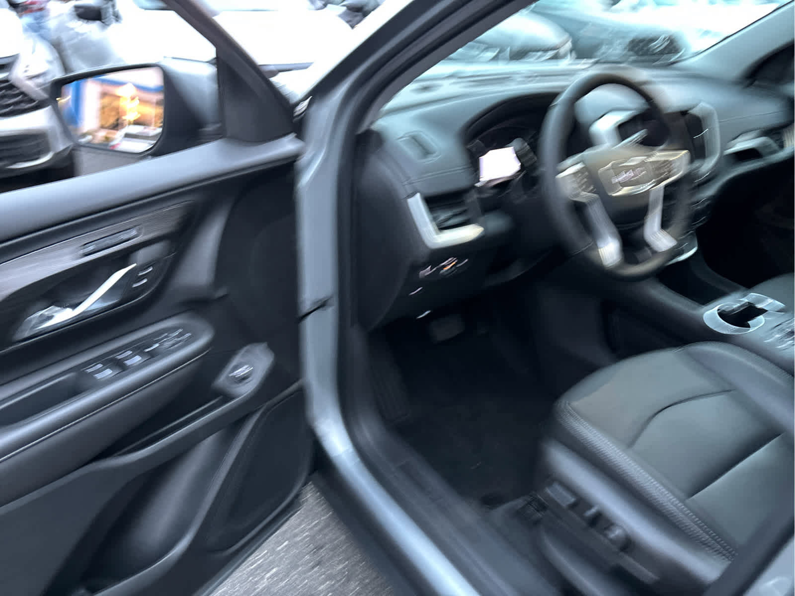 Used 2023 GMC Terrain SLT image 7