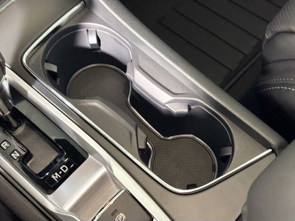 New 2025 Subaru Ascent Limited image 16